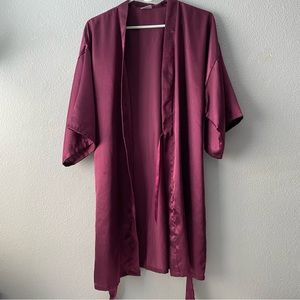 Women’s purple silk Robe with string Size M